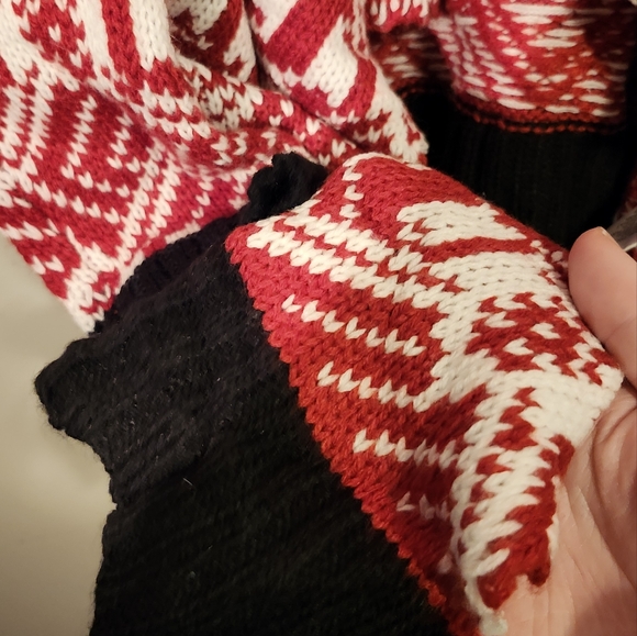 New Romeo and Juliet Couture Knit Cardigan - Size Medium - Picture 6 of 6